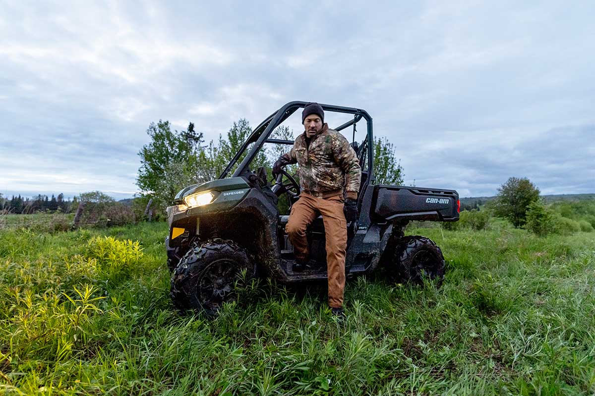 ORV MY26 DEF DPS HD7 CompassGreen Lifestyle 0191 RGB